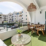 Апартаменты Luxury Salgados Village *